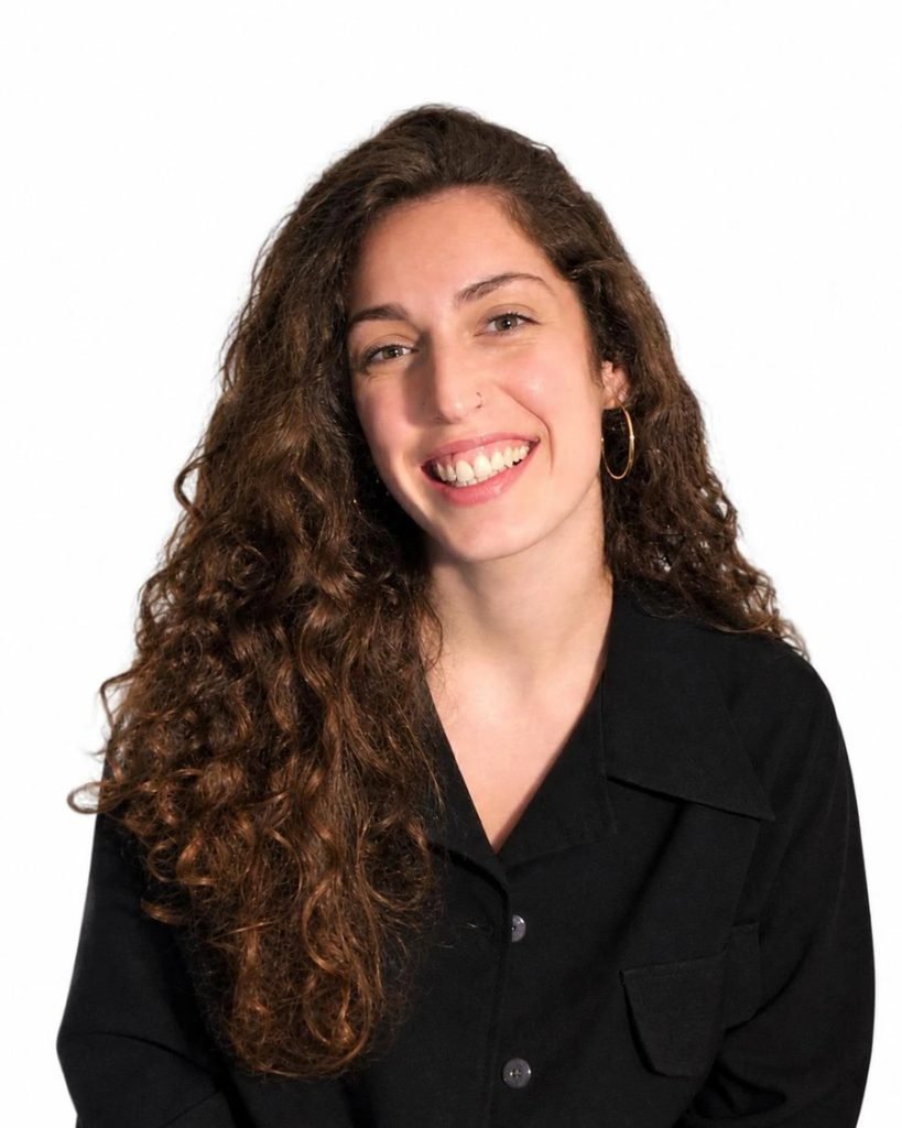 Elsa Naranjo, psicoterapeuta sistémica en Vanesa Monje Psicología